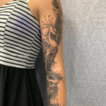 Armtattoo mit Phönix Motiv