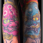 Zwei bunte Hannya Masken im Asian Style